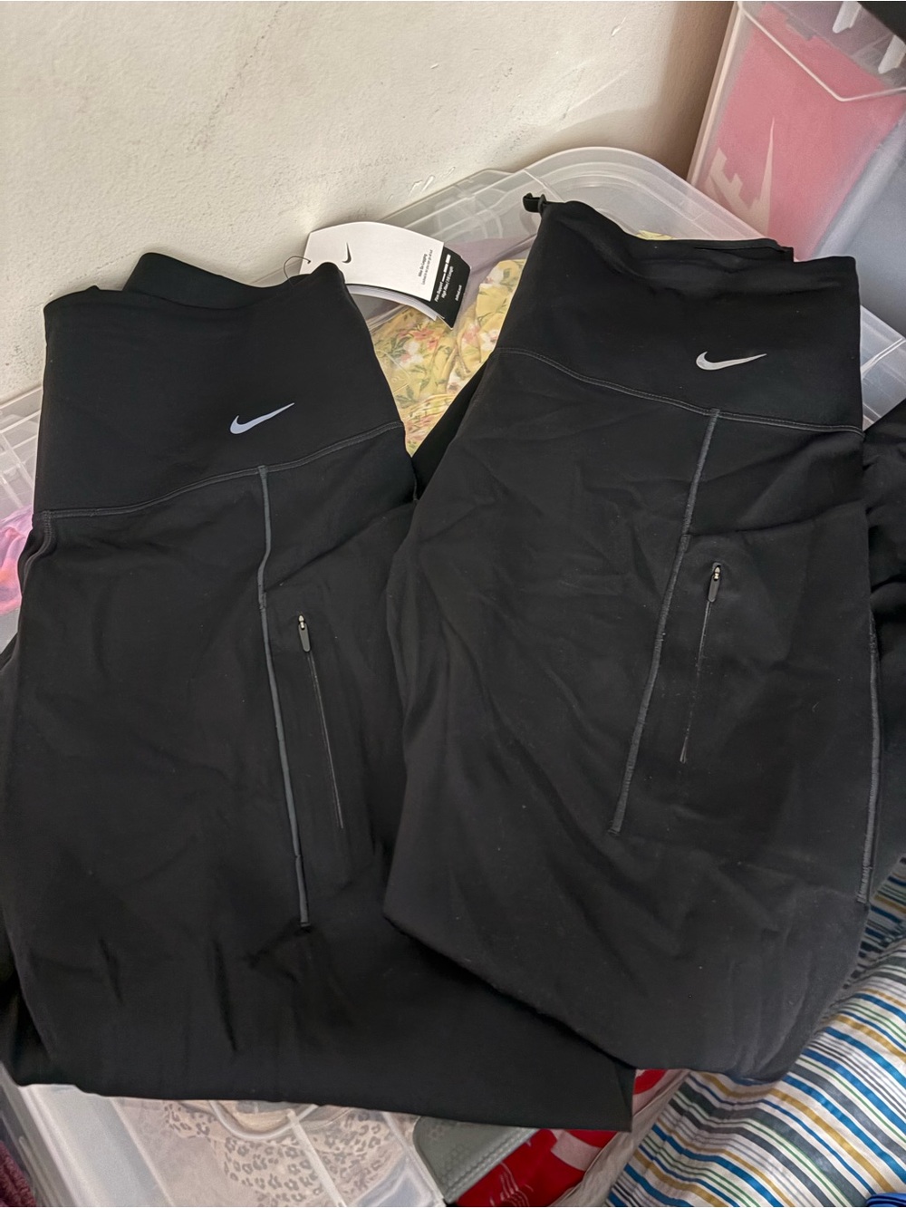 Women black Nike leggings size large
